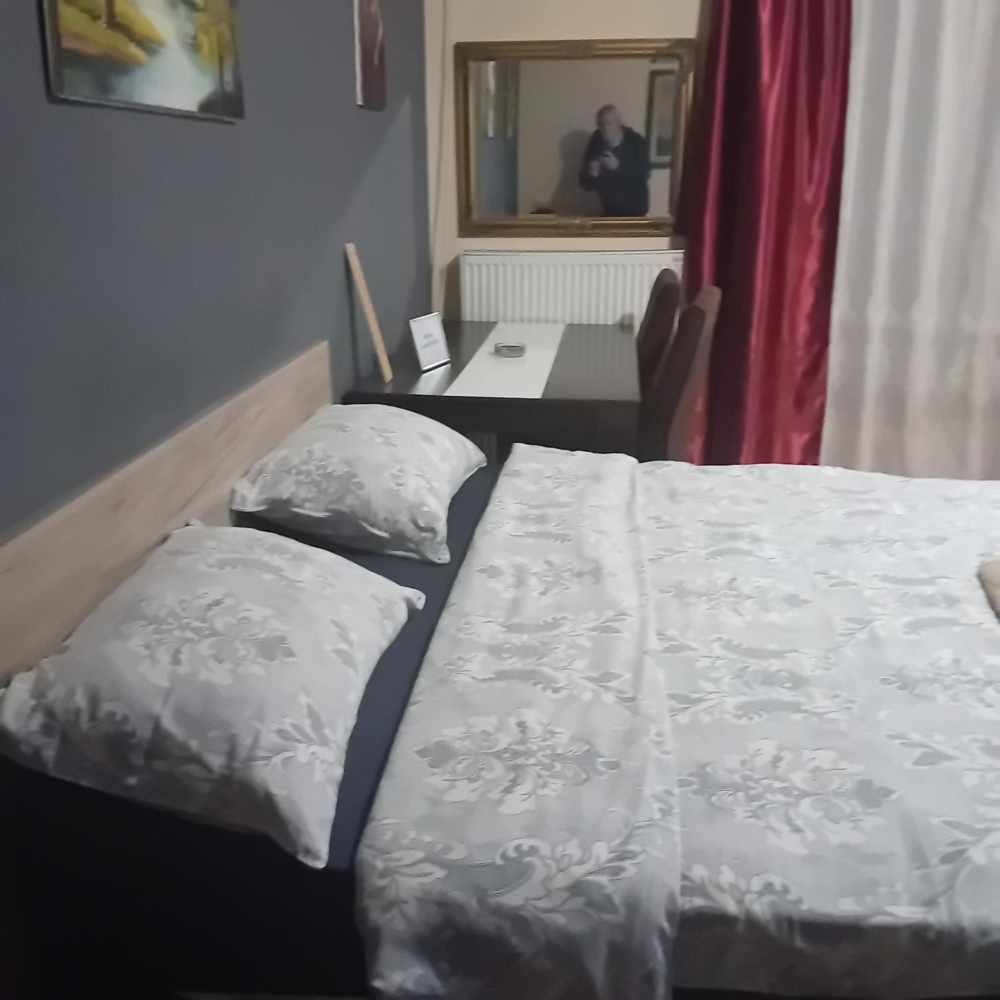 Apartment Viktor 2 Stan Na Dan Sabac Exterior photo